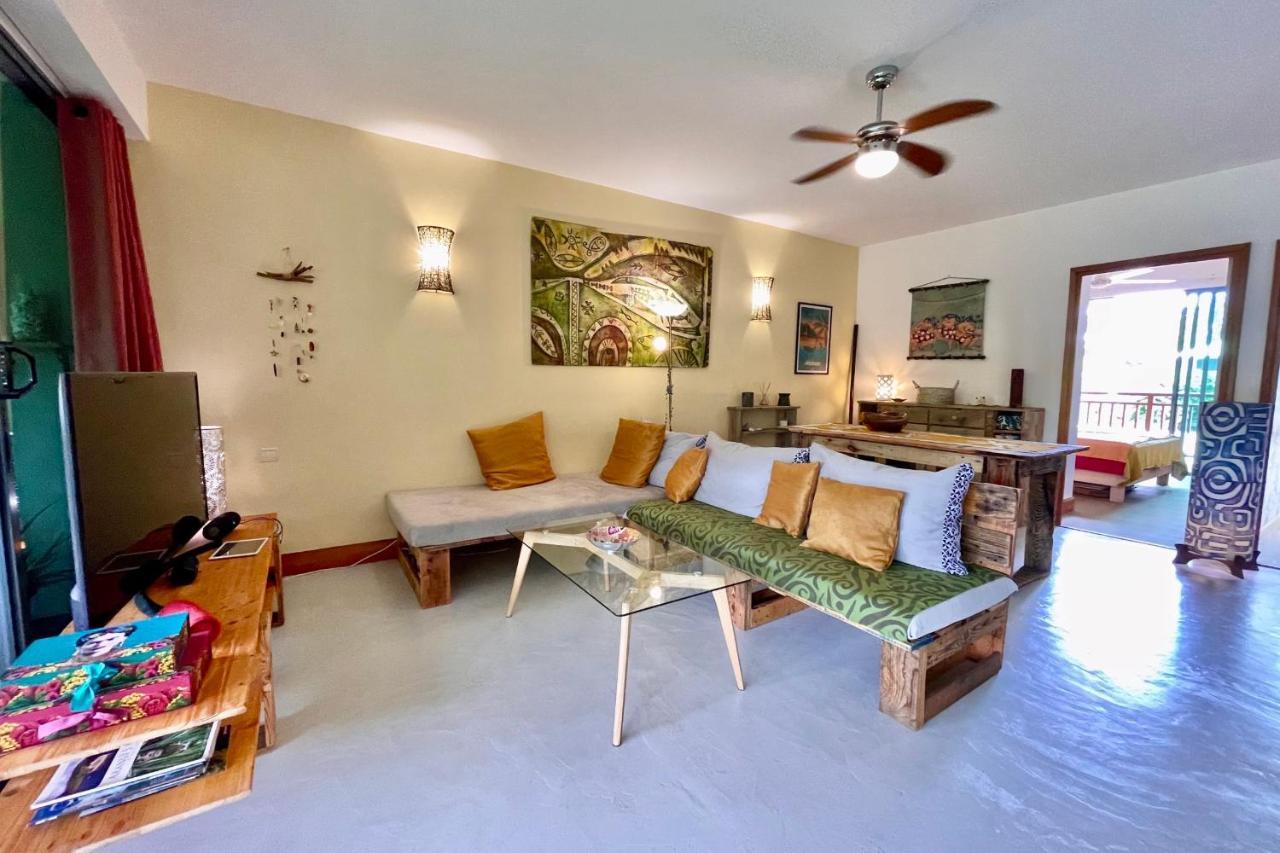 Vaiava Beach Carlton- Tahiti - Beachfront Luxury Residence & Pool - 4 Pers Punaauia  Luaran gambar